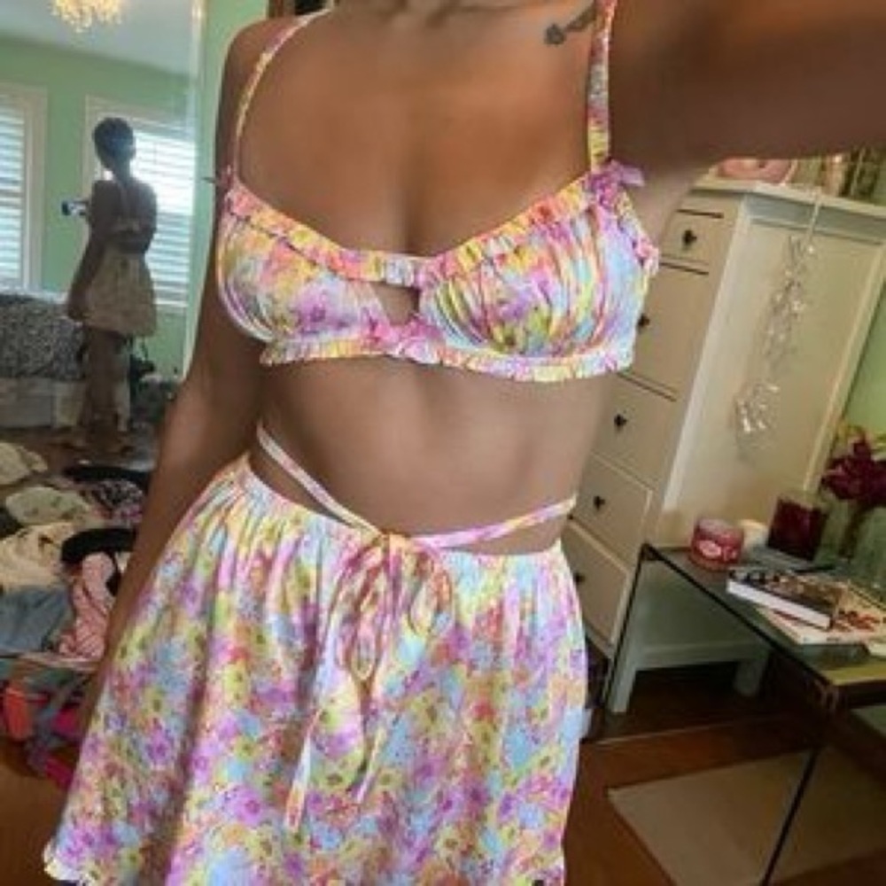 FL&L Pastel Punch Set - Picture 2 of 10